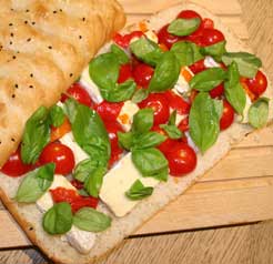 brie_pepper_cherry_tomato_sandwich_home