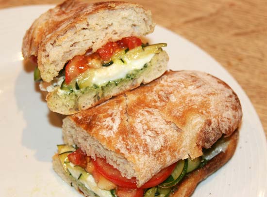 courgette_caprese_ciabatta