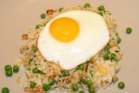 green_pulao_cardamom_almonds